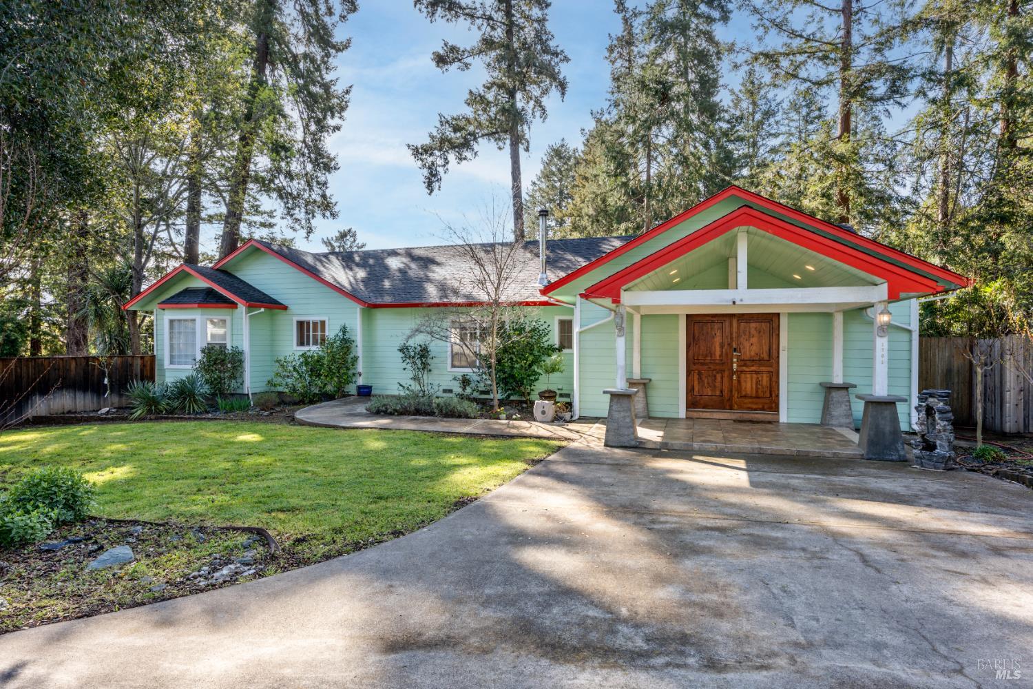 1701 Hickory Court Ukiah CA 95482