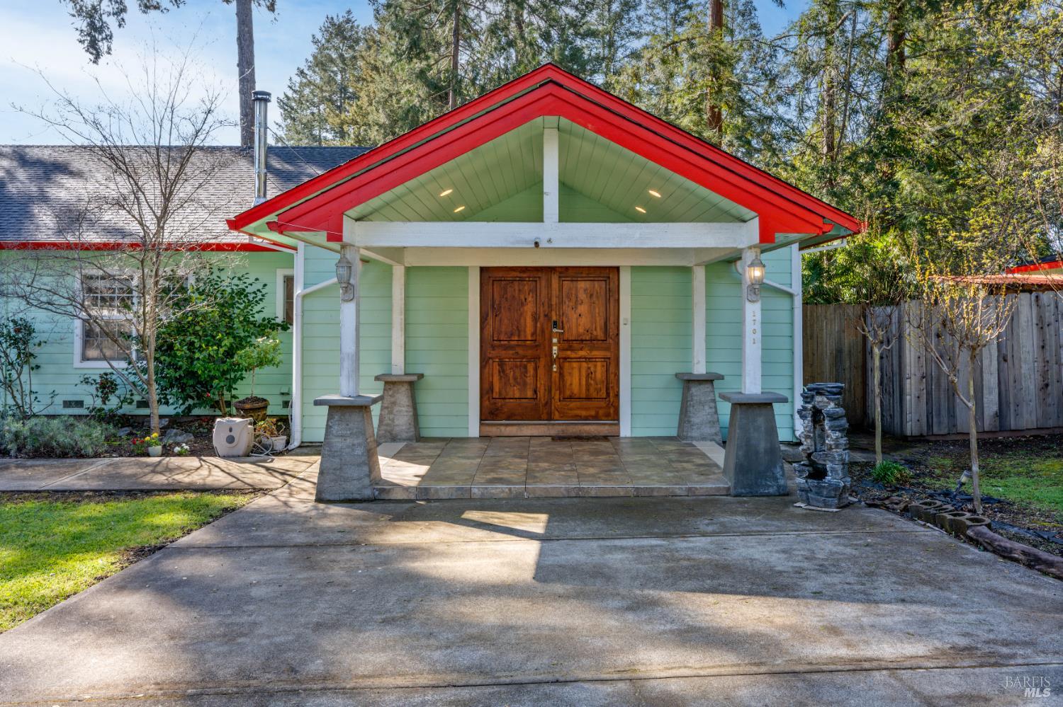 1701 Hickory Court Ukiah CA 95482
