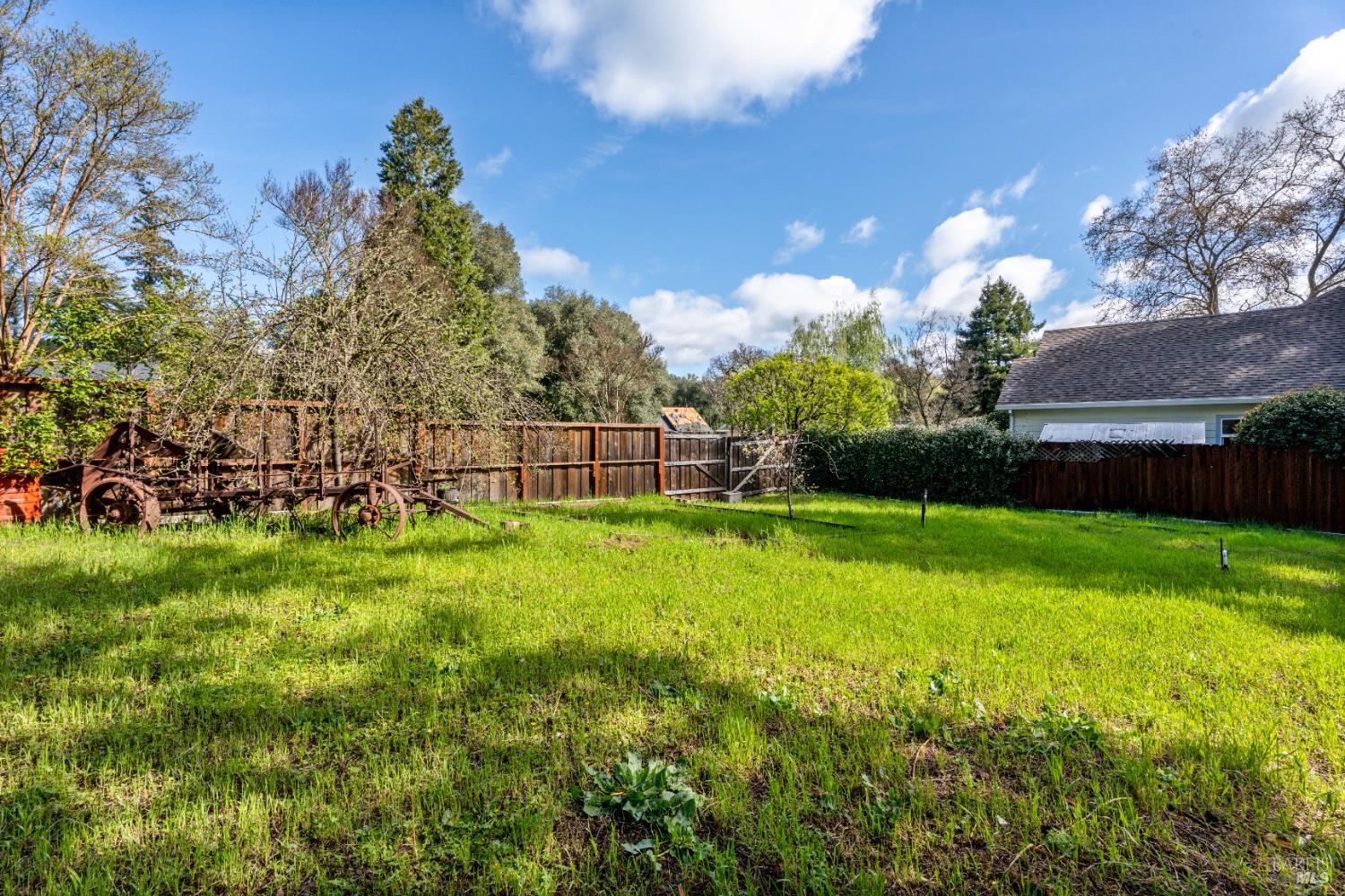1701 Hickory Court Ukiah CA 95482