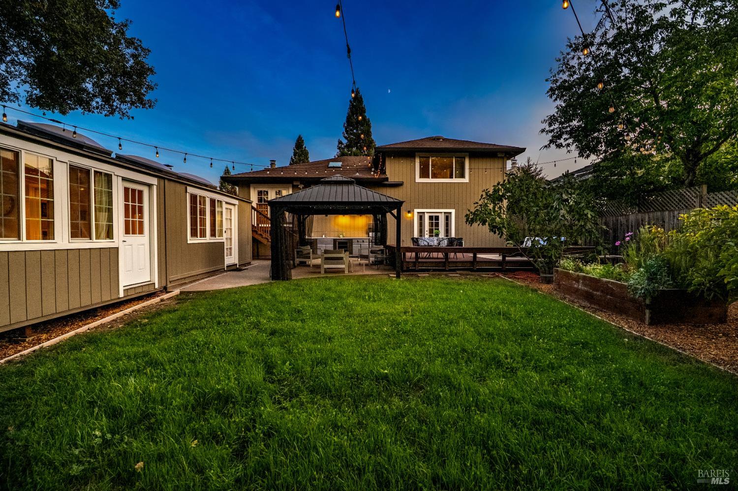 443 Harper Court Windsor CA 95492
