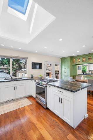 443 Harper Court Windsor CA 95492