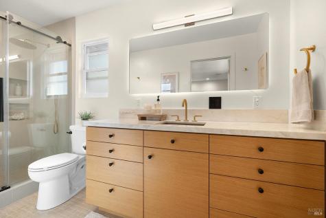 443 Harper Court Windsor CA 95492