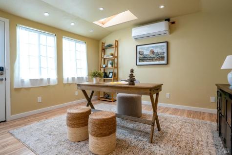 443 Harper Court Windsor CA 95492