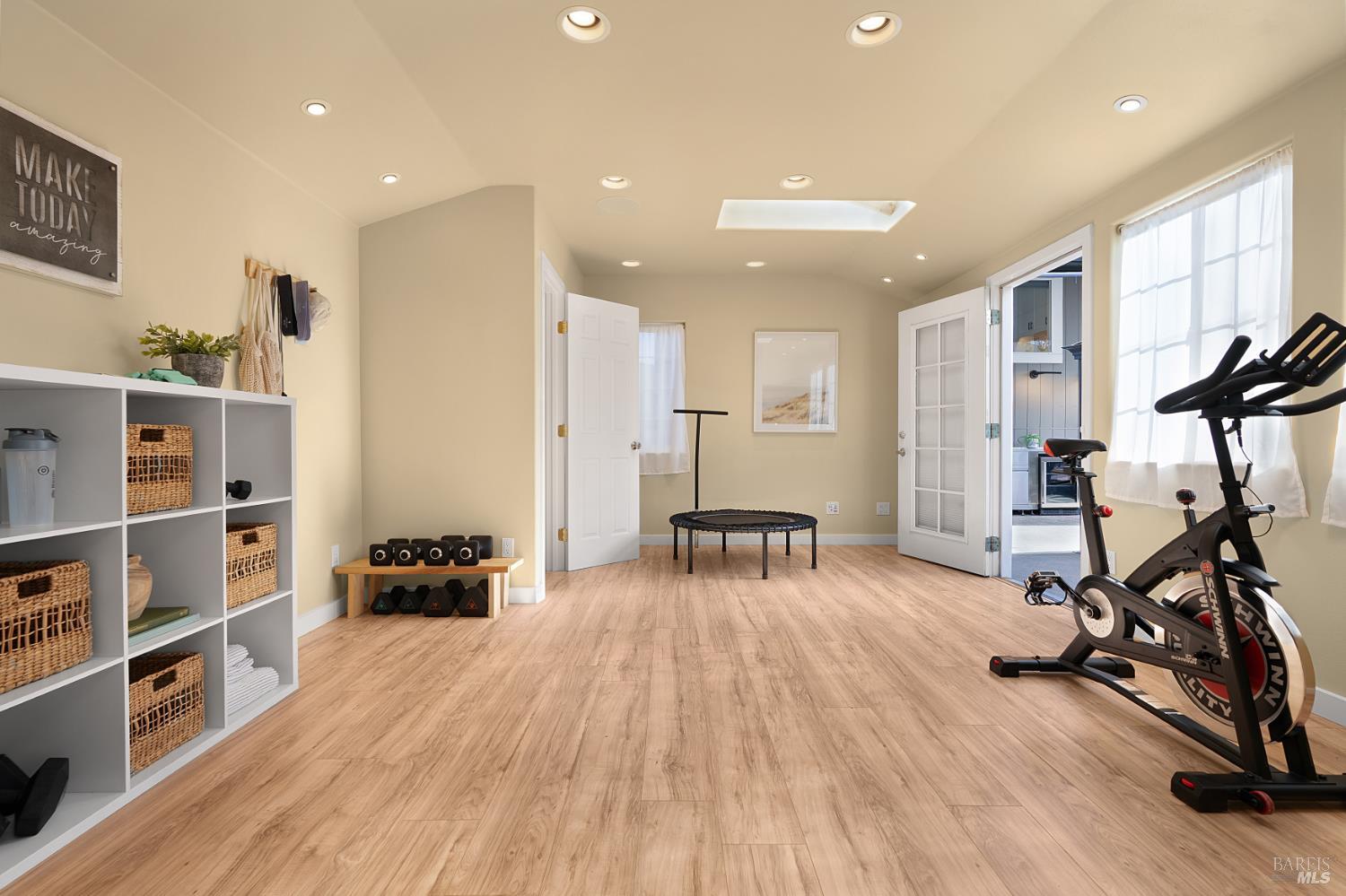 443 Harper Court Windsor CA 95492