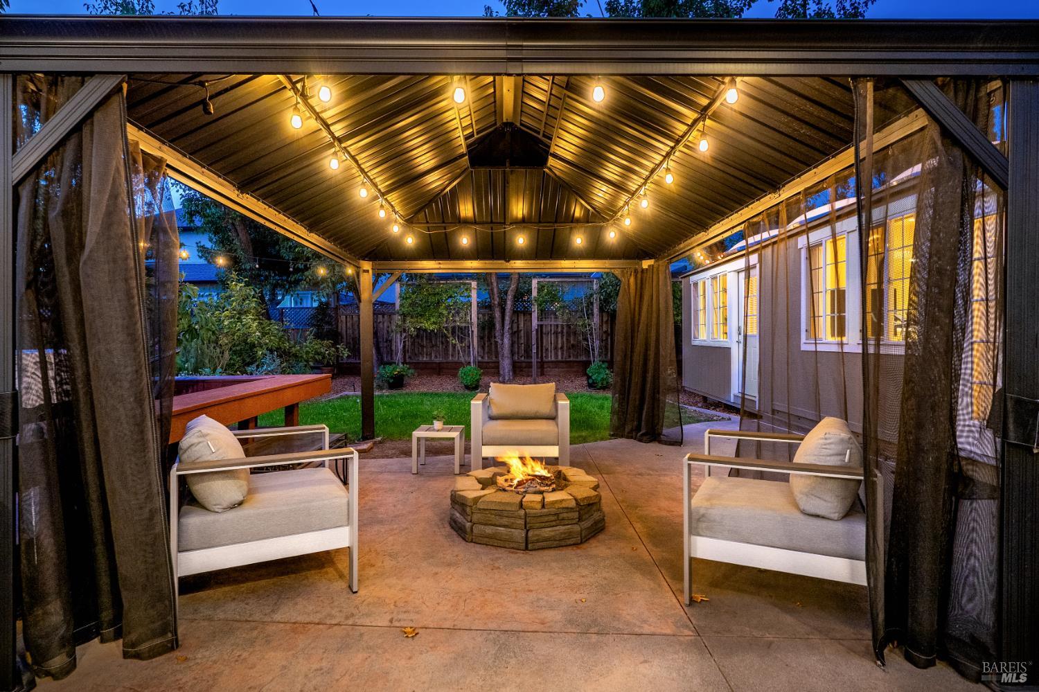 443 Harper Court Windsor CA 95492