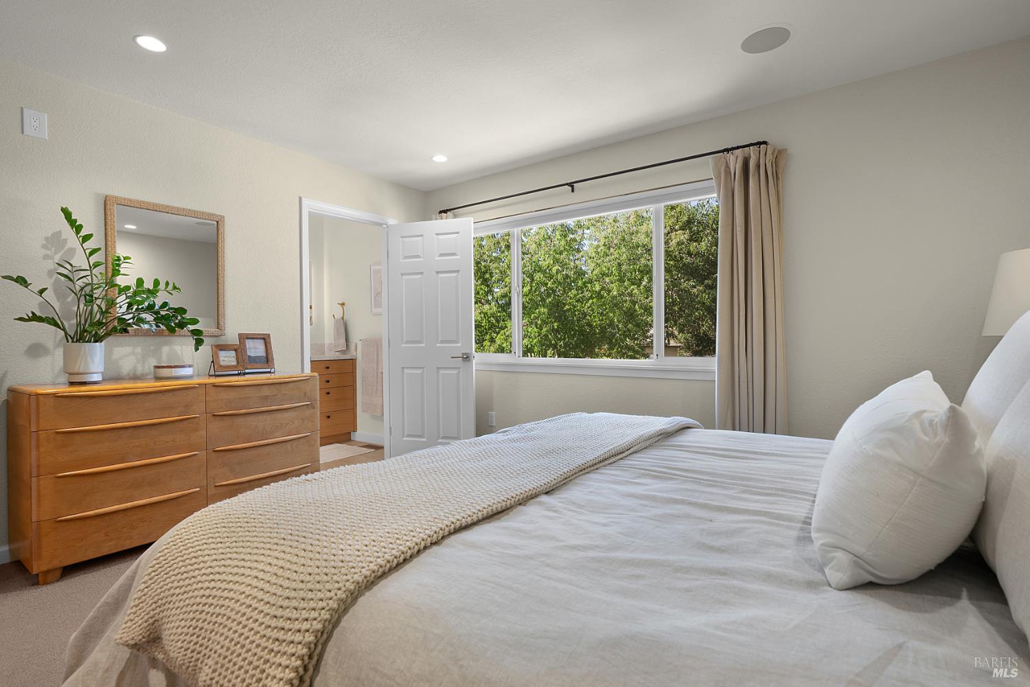 443 Harper Court Windsor CA 95492