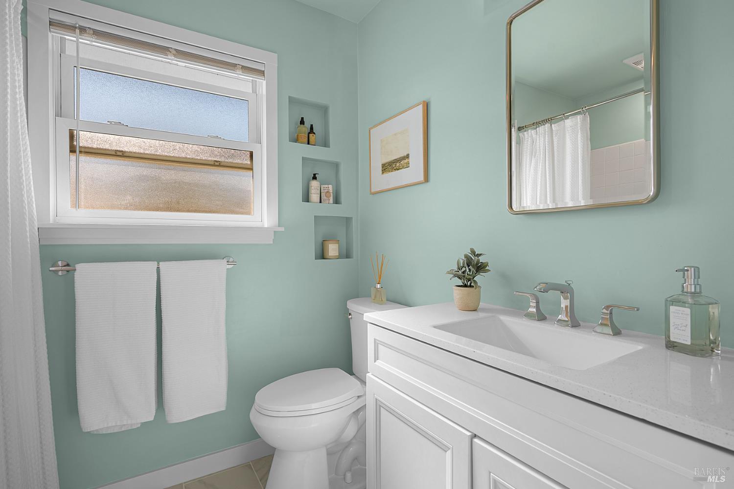 443 Harper Court Windsor CA 95492