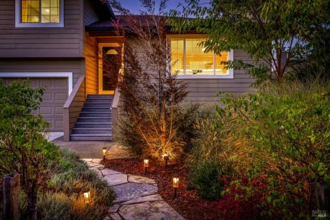 443 Harper Court Windsor CA 95492