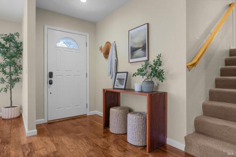 443 Harper Court Windsor CA 95492