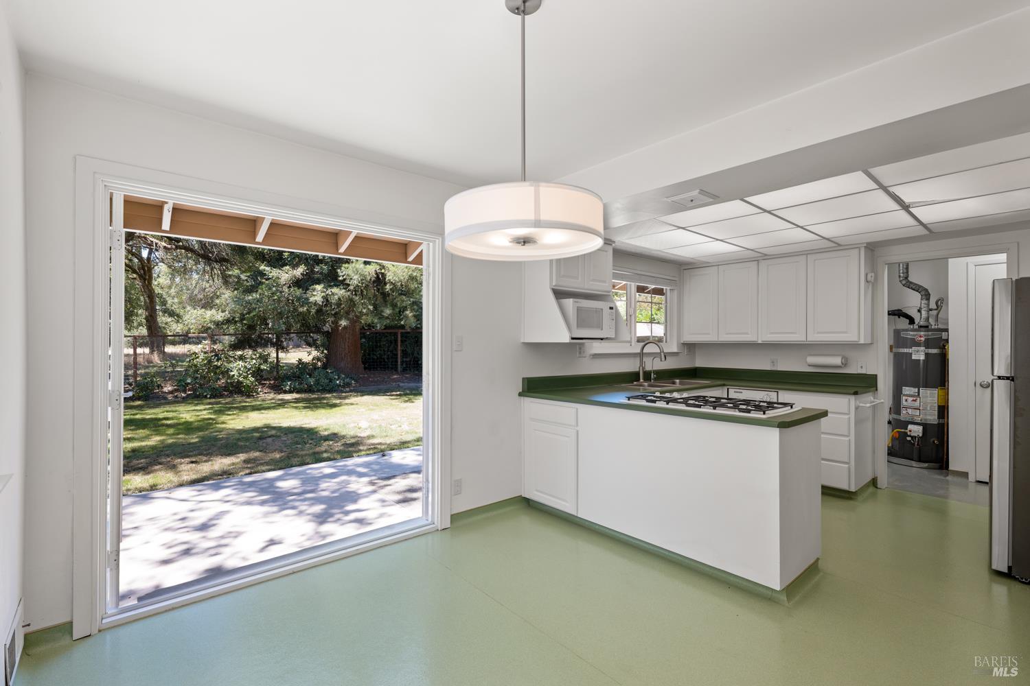 8191 Appian Way Sebastopol CA 95472