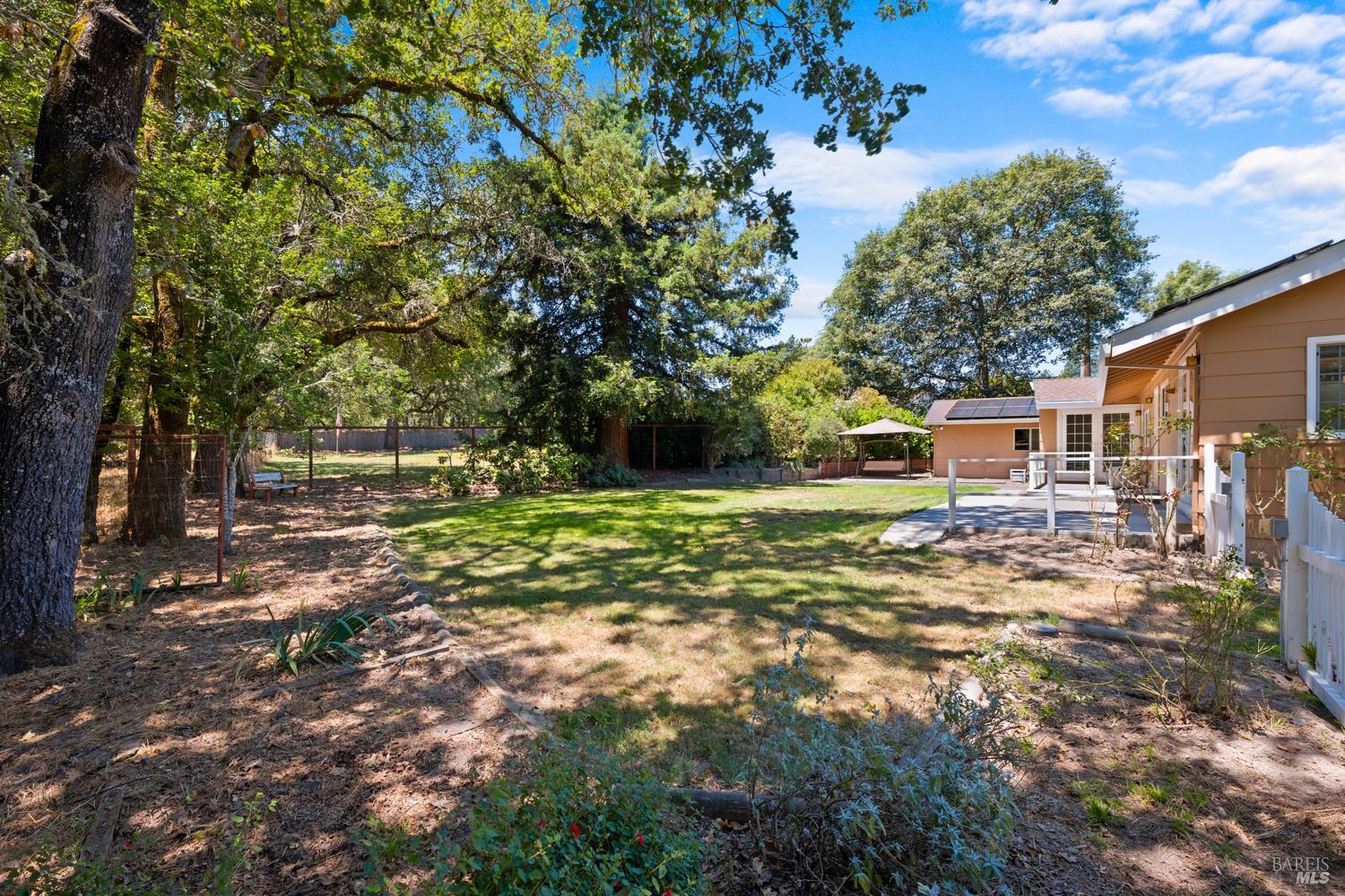 8191 Appian Way Sebastopol CA 95472