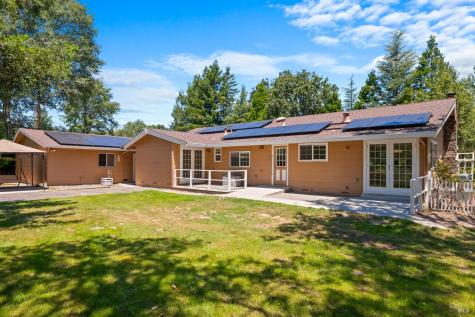 8191 Appian Way Sebastopol CA 95472