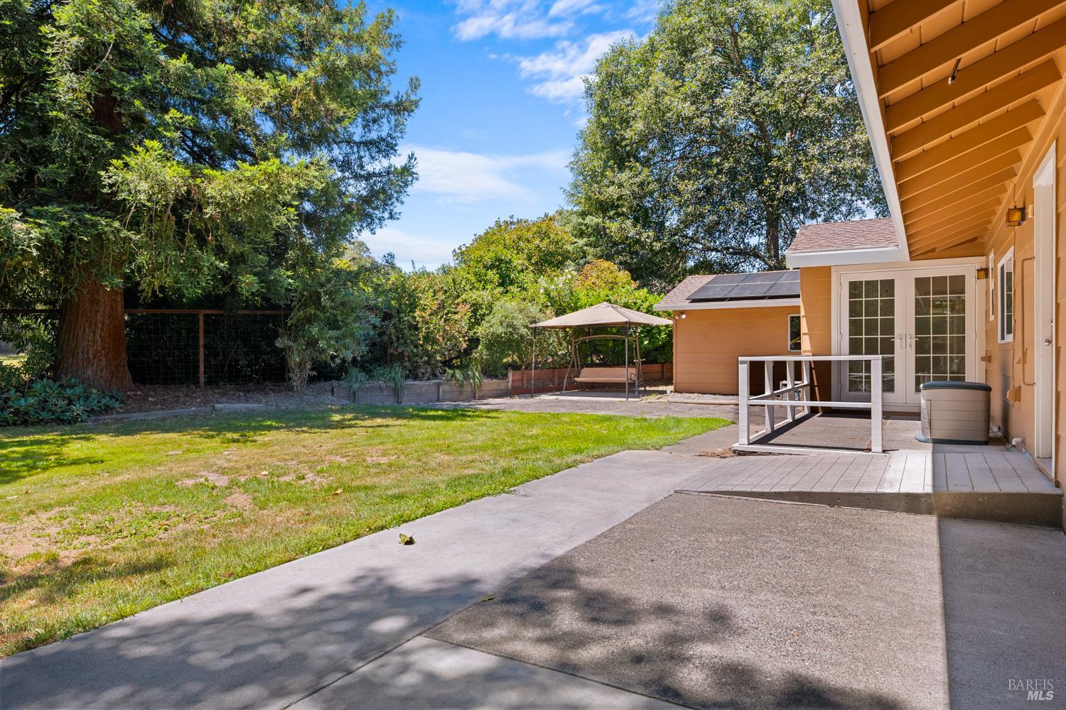 8191 Appian Way Sebastopol CA 95472