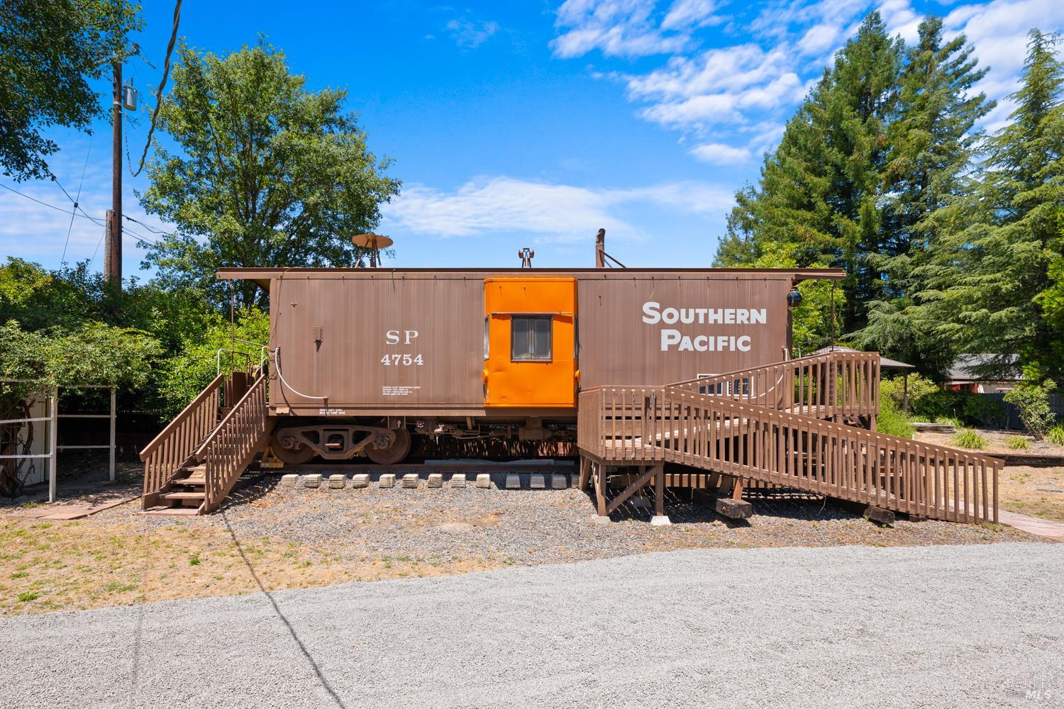 8191 Appian Way Sebastopol CA 95472