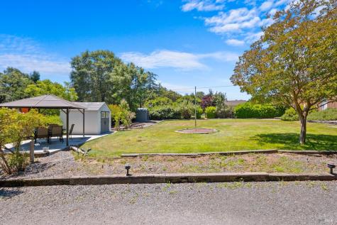 8191 Appian Way Sebastopol CA 95472
