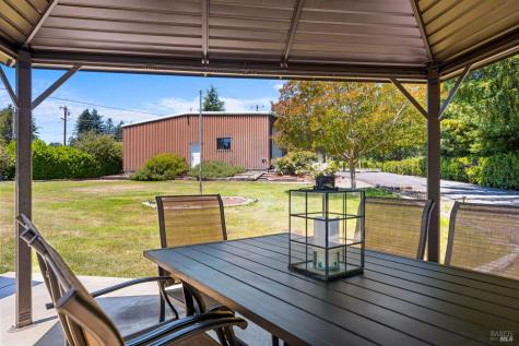 8191 Appian Way Sebastopol CA 95472