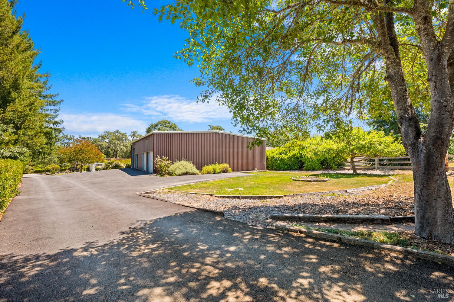 8191 Appian Way Sebastopol CA 95472