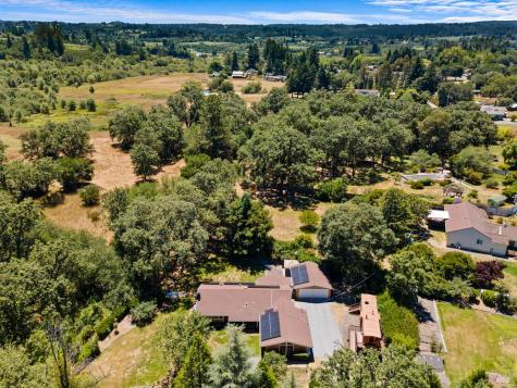 8191 Appian Way Sebastopol CA 95472