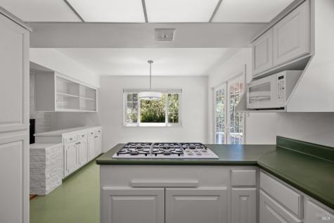 8191 Appian Way Sebastopol CA 95472