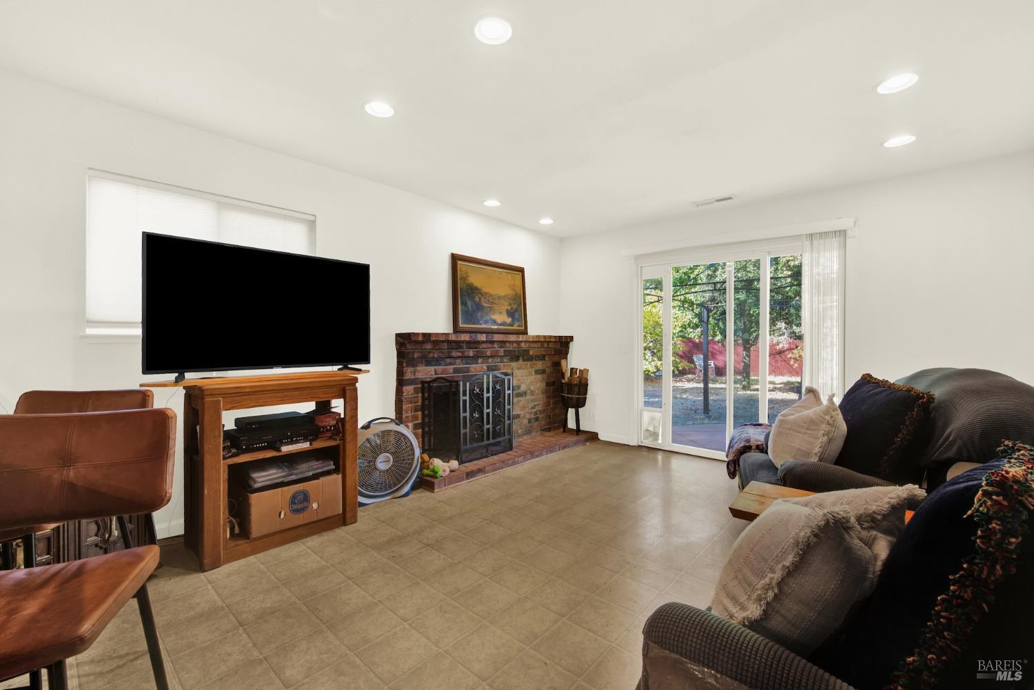 820 Capstan Court Vacaville CA 95687