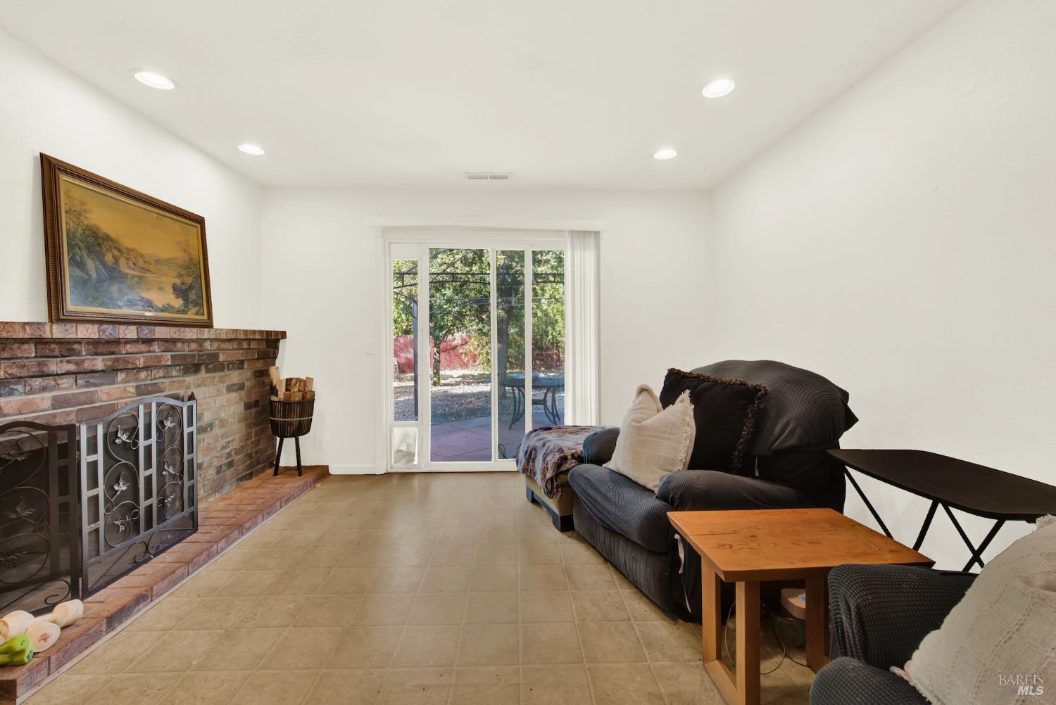 820 Capstan Court Vacaville CA 95687