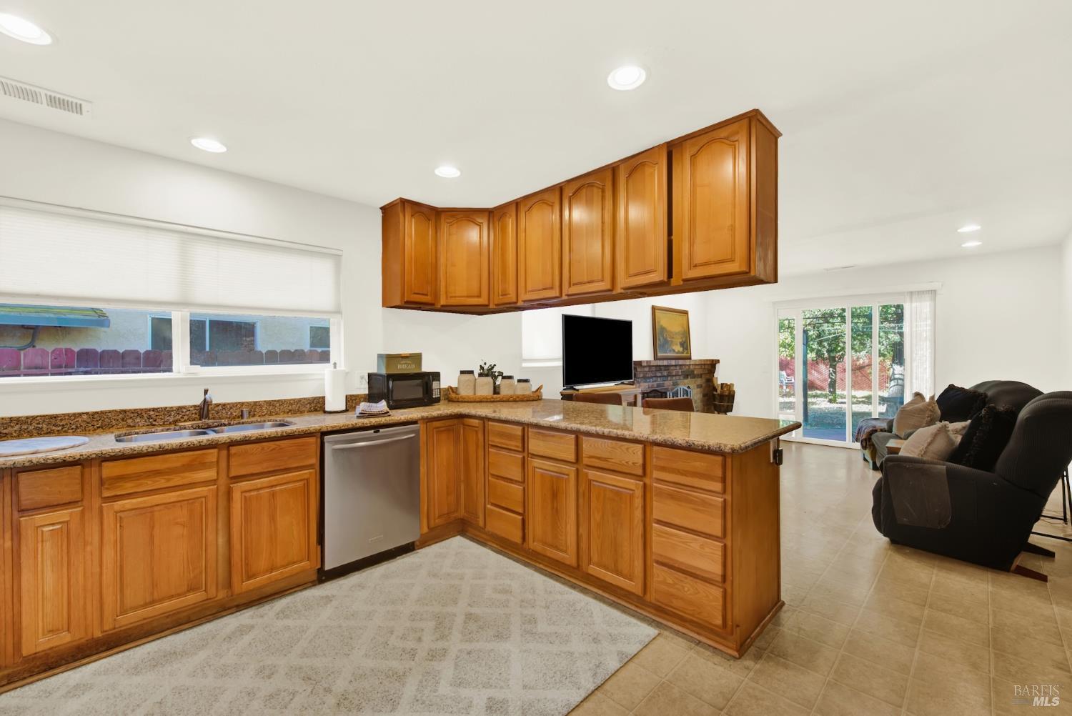 820 Capstan Court Vacaville CA 95687