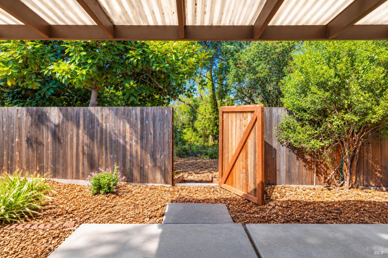 1 Creekview Court Santa Rosa CA 95409