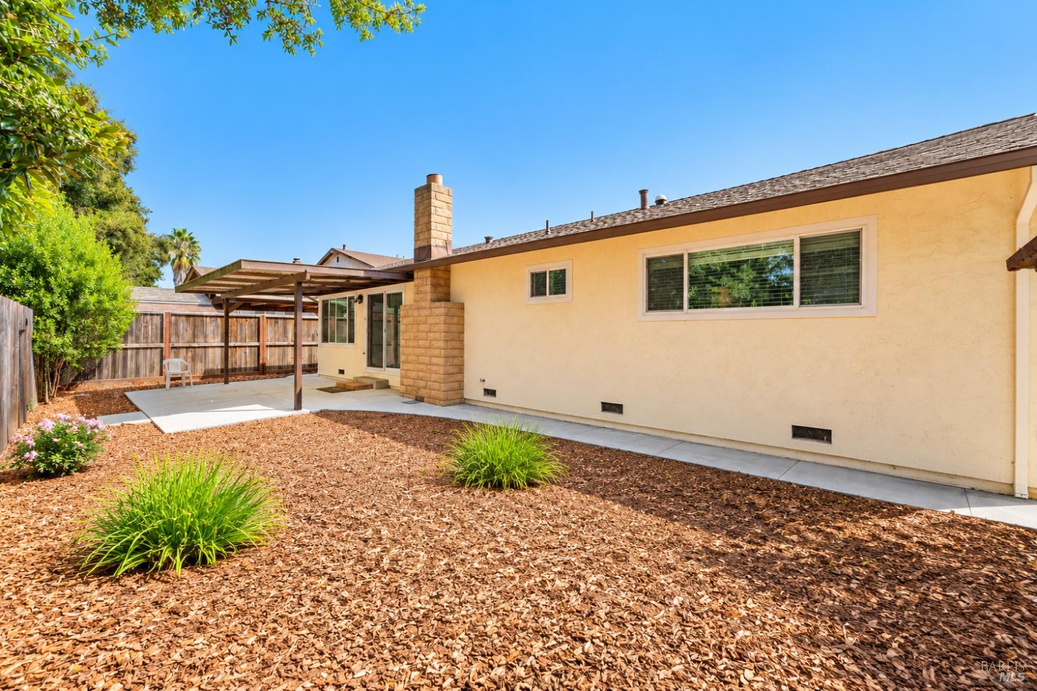 1 Creekview Court Santa Rosa CA 95409