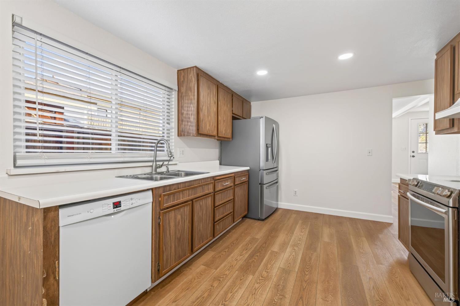 1 Creekview Court Santa Rosa CA 95409