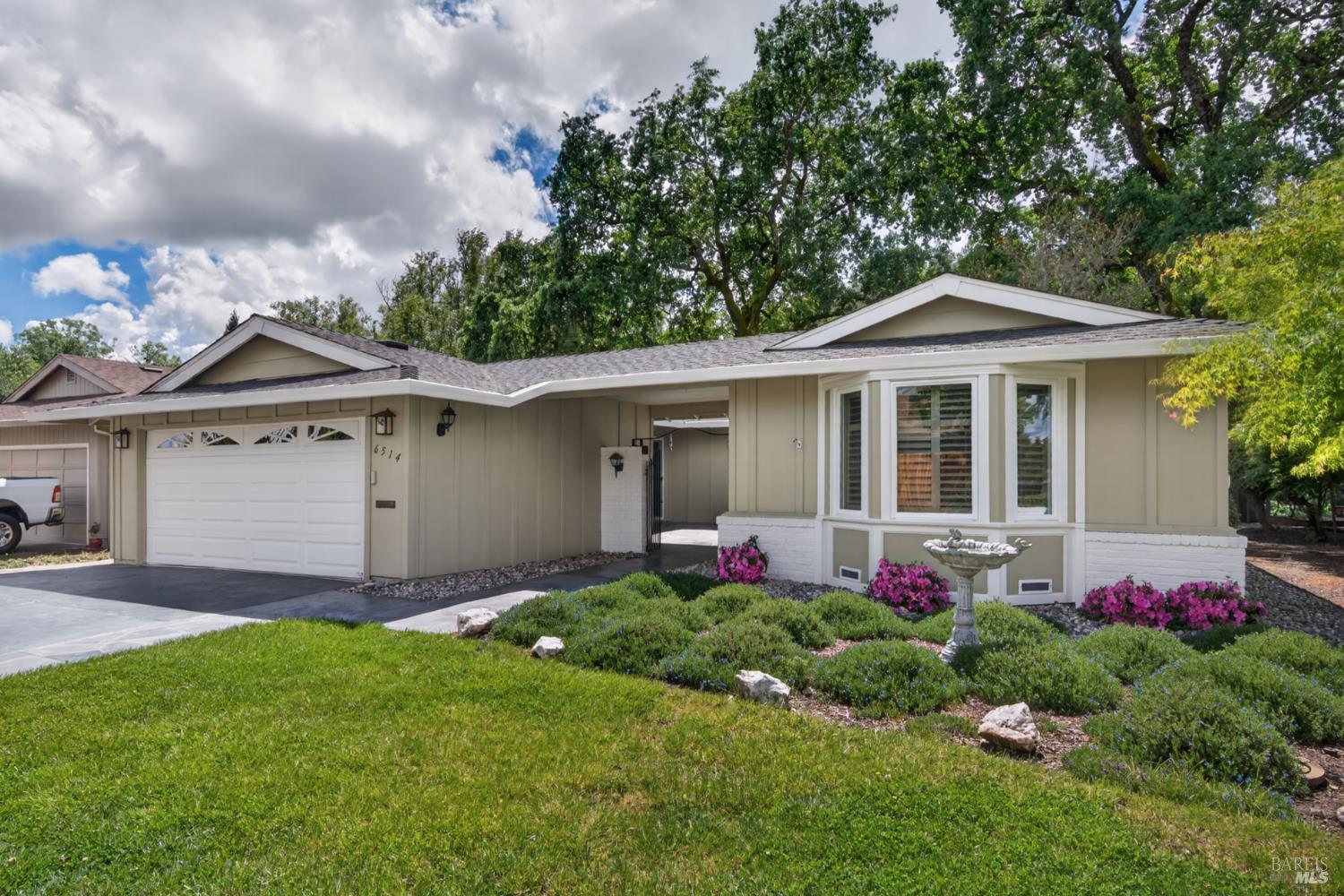 6514 Meadowgreen Place Santa Rosa CA 95409