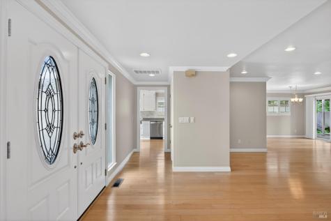 6514 Meadowgreen Place Santa Rosa CA 95409