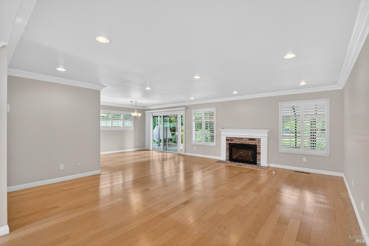 6514 Meadowgreen Place Santa Rosa CA 95409