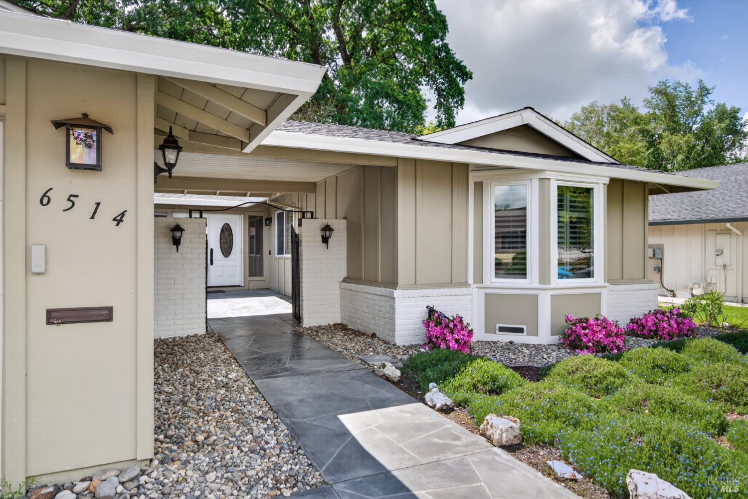 6514 Meadowgreen Place Santa Rosa CA 95409