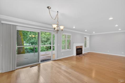 6514 Meadowgreen Place Santa Rosa CA 95409