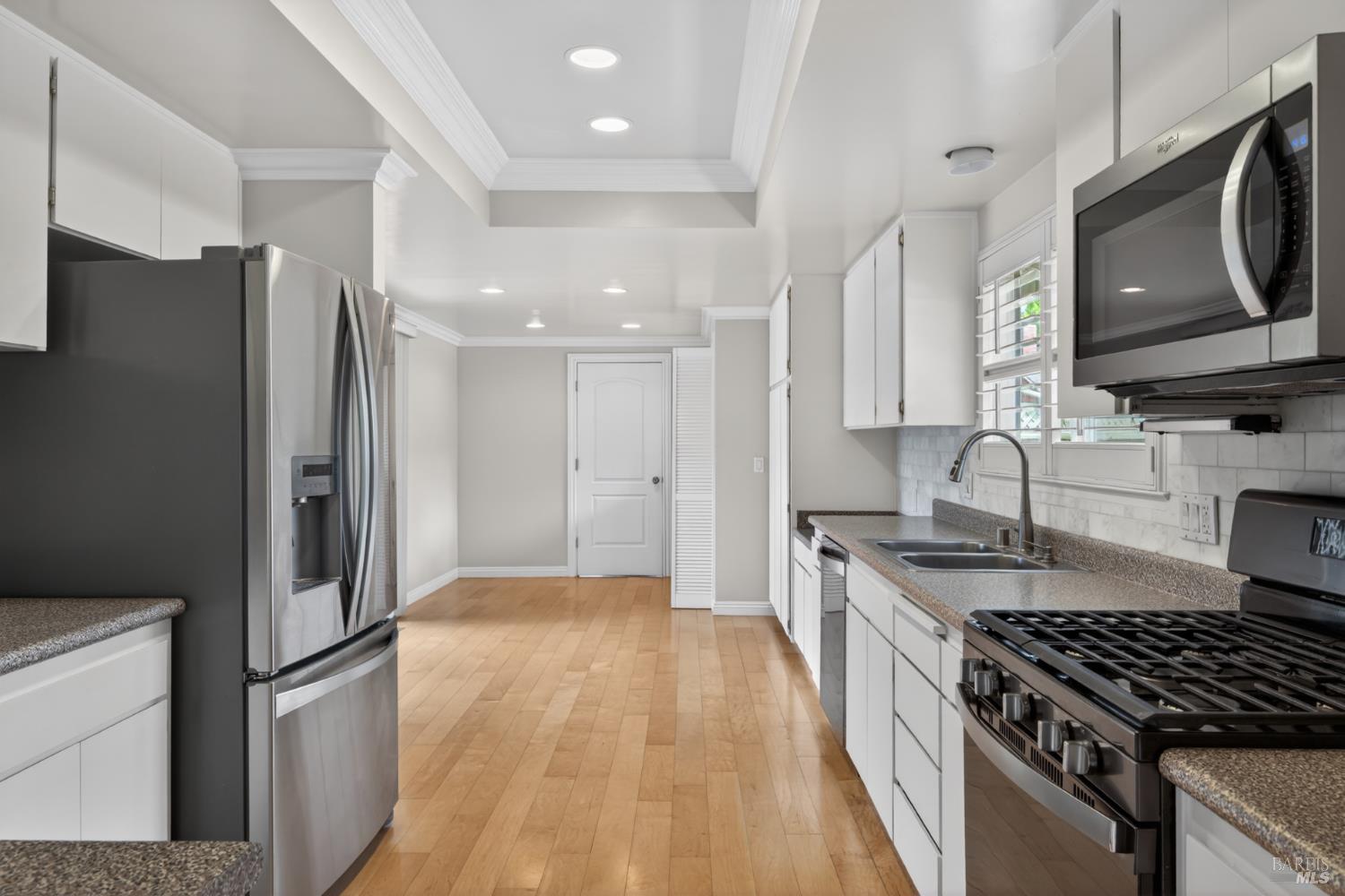 6514 Meadowgreen Place Santa Rosa CA 95409