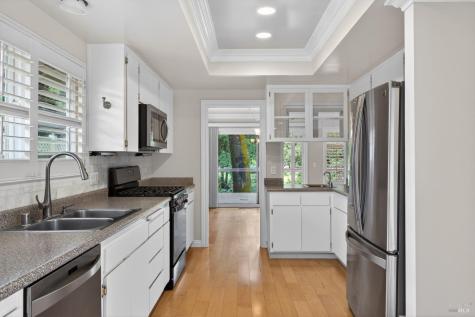 6514 Meadowgreen Place Santa Rosa CA 95409