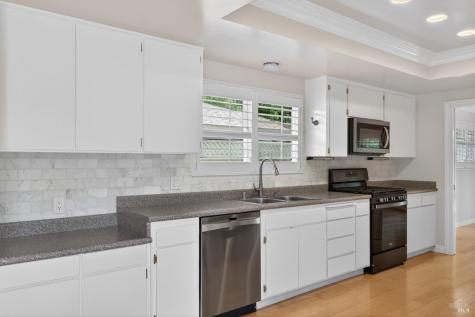 6514 Meadowgreen Place Santa Rosa CA 95409