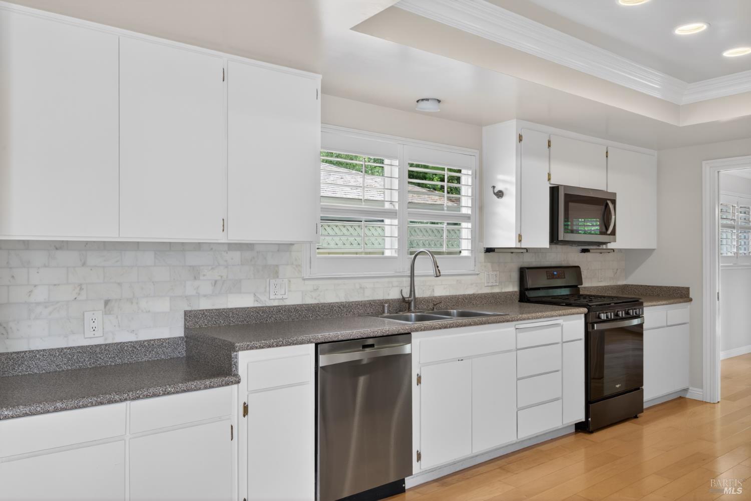 6514 Meadowgreen Place Santa Rosa CA 95409