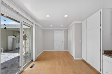 6514 Meadowgreen Place Santa Rosa CA 95409