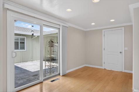 6514 Meadowgreen Place Santa Rosa CA 95409