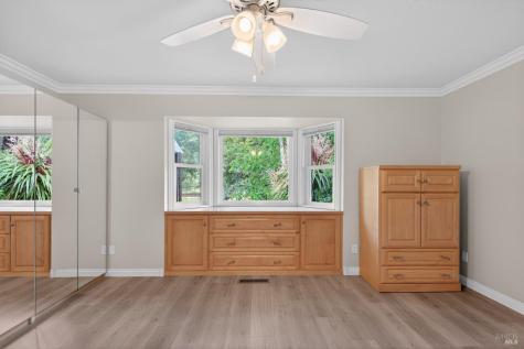 6514 Meadowgreen Place Santa Rosa CA 95409