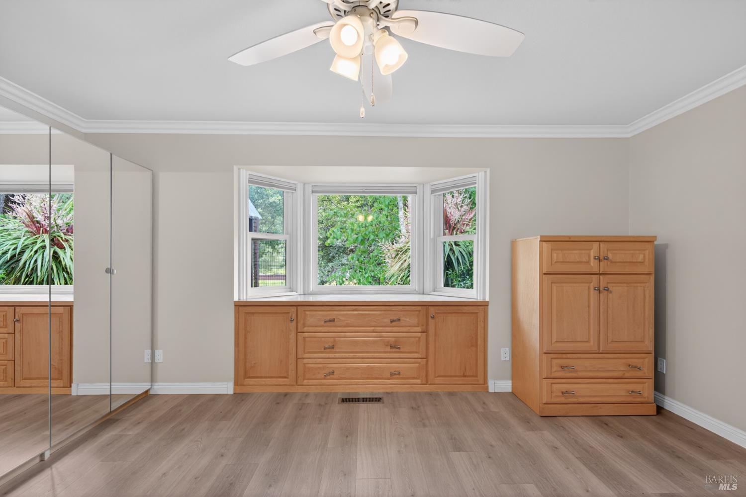 6514 Meadowgreen Place Santa Rosa CA 95409