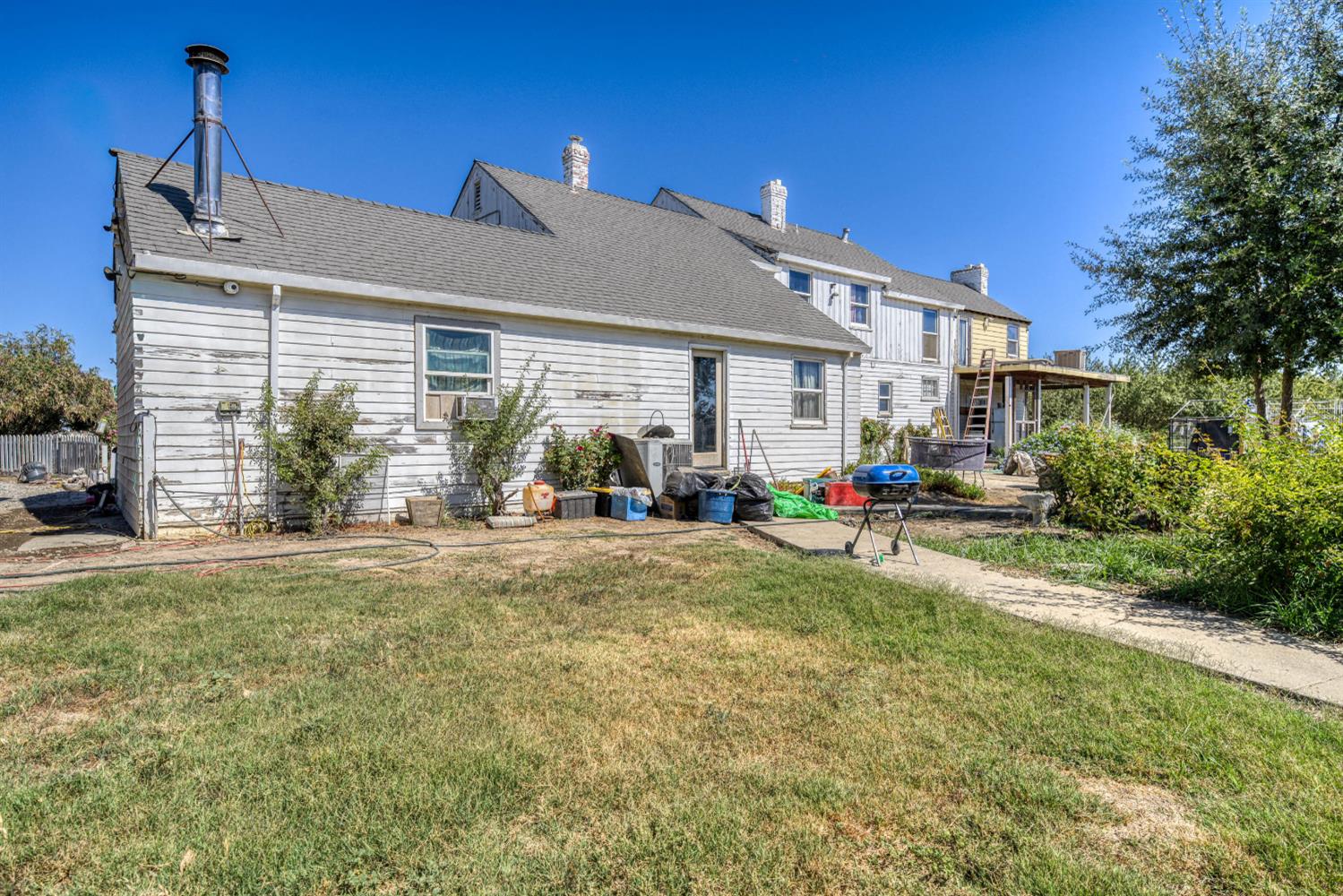 743 College City Road Arbuckle CA 95912