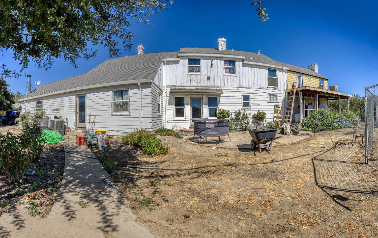 743 College City Road Arbuckle CA 95912