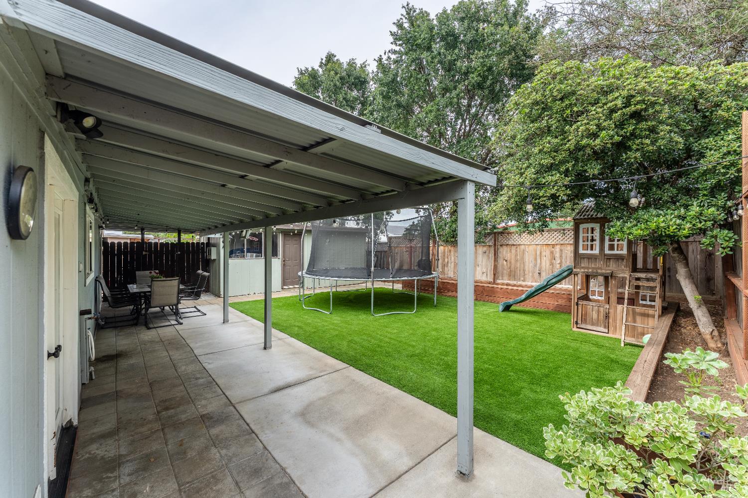 1597 Elm Street Ukiah CA 95482