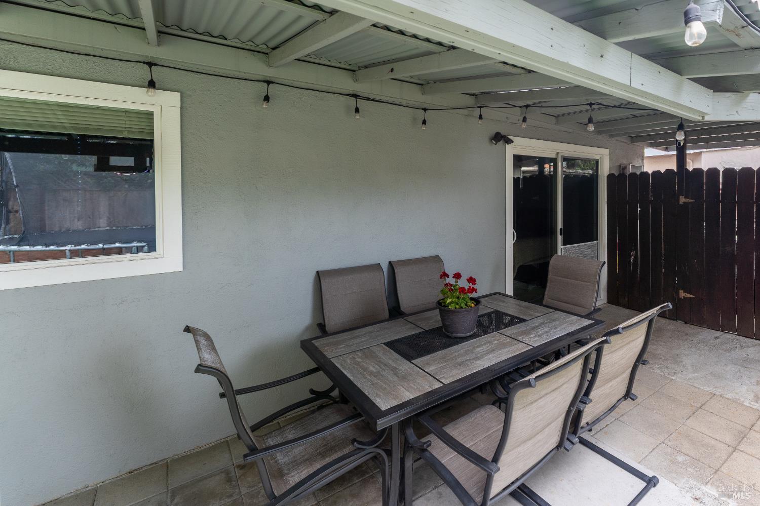 1597 Elm Street Ukiah CA 95482