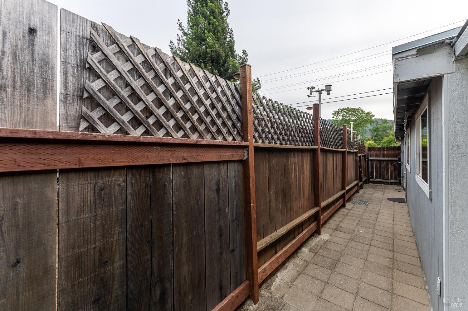 1597 Elm Street Ukiah CA 95482
