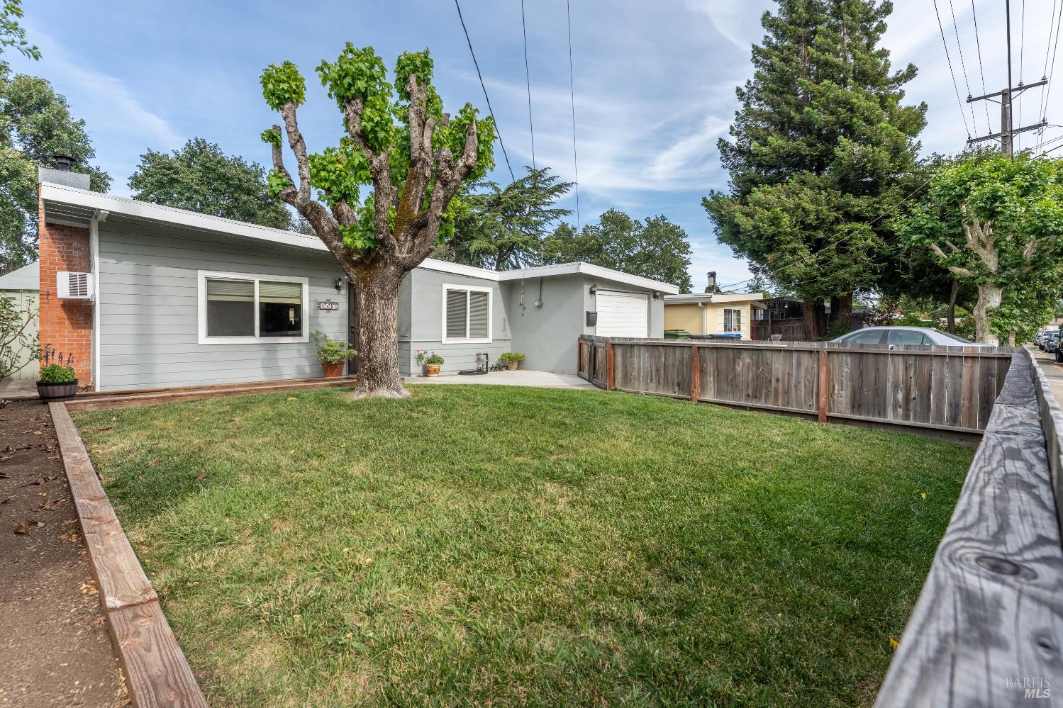 1597 Elm Street Ukiah CA 95482