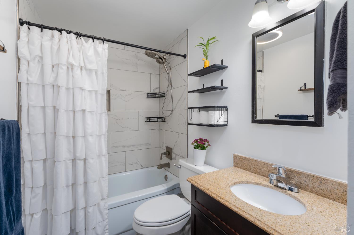 1597 Elm Street Ukiah CA 95482