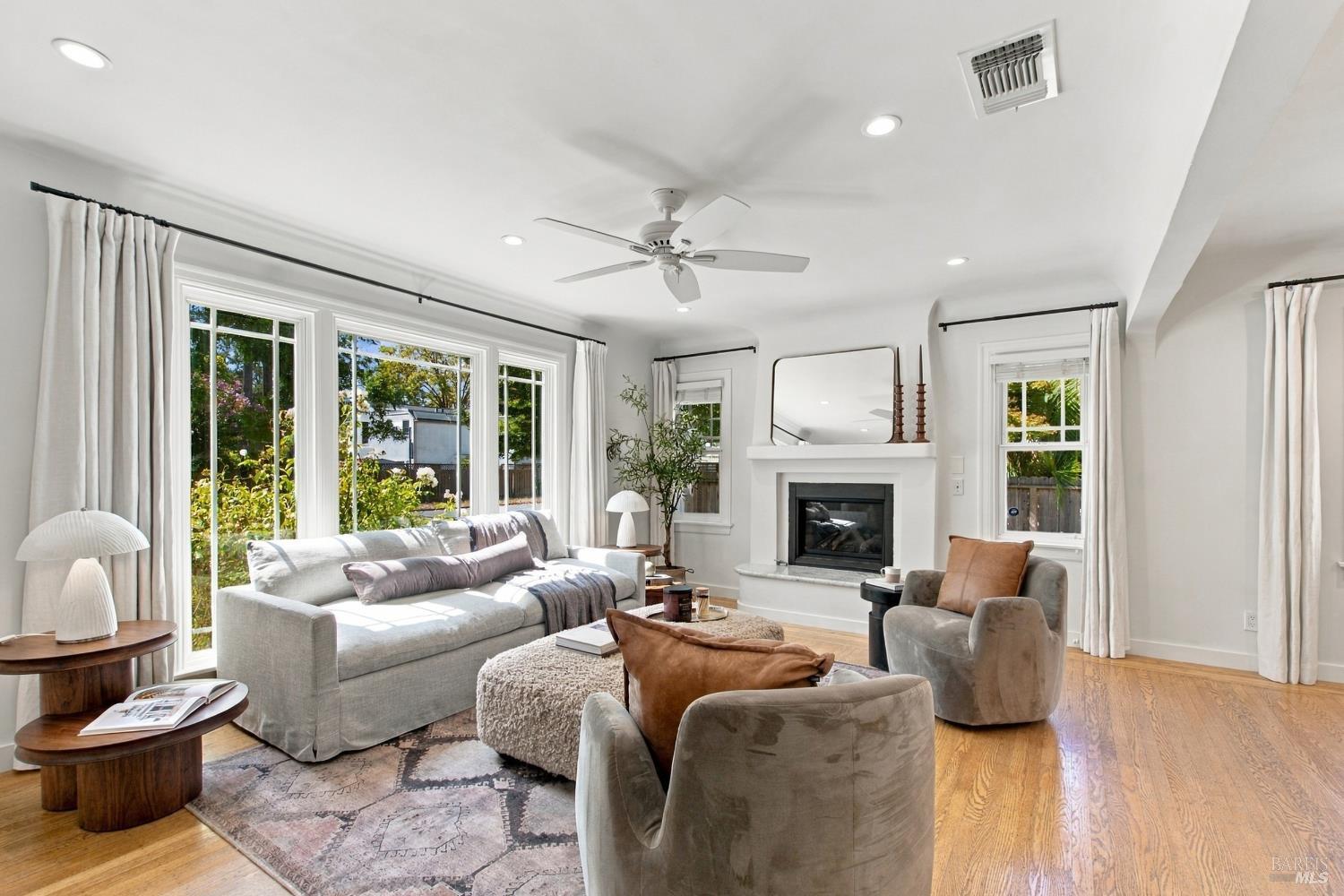 1772 Spruce Street Napa CA 94559